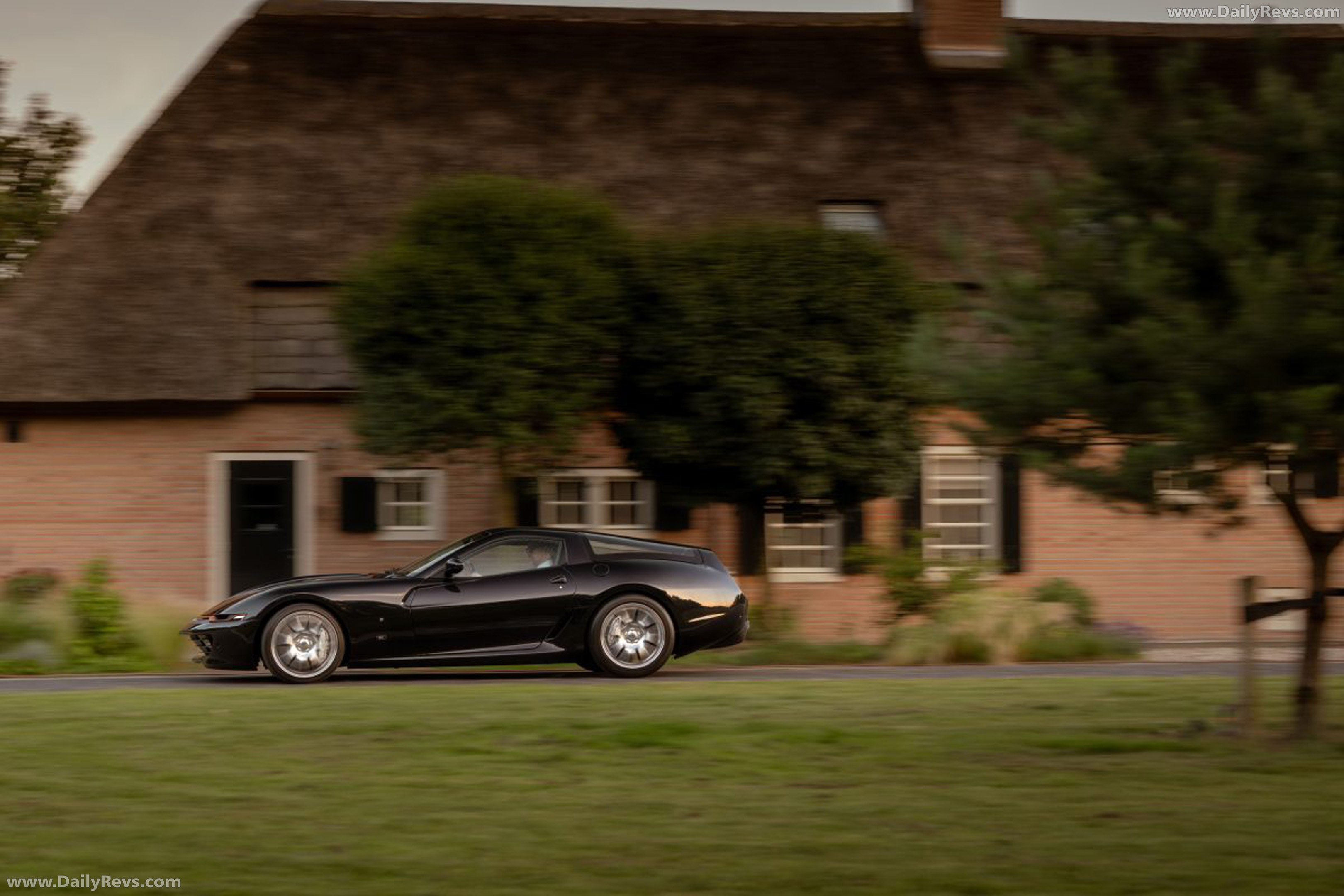 2026 Neils Van Roij Daytona Shooting Brake Hommage Side View